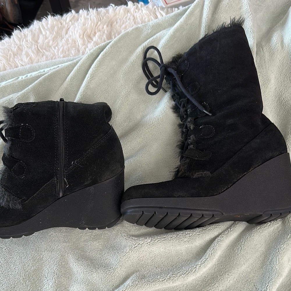 Black Lace Up Mid-Calf Boots with Fur Trim Size 9 - Picture 9 of 11